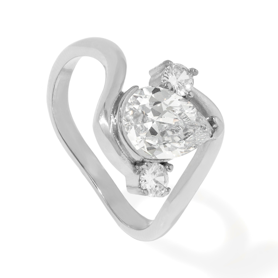 LUSTER SILVER DROP RING