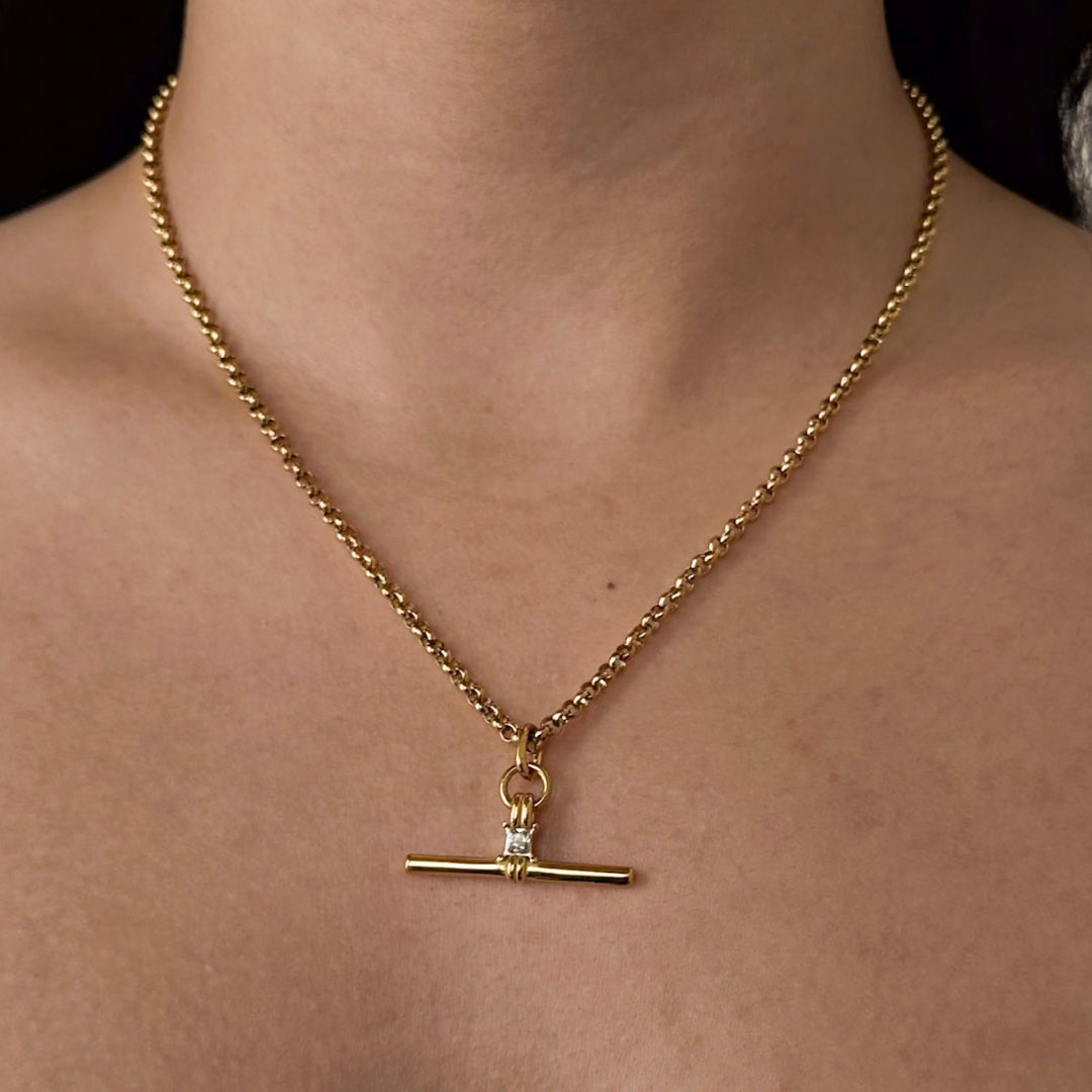 ORBIT BAR GLOW NECKLACE