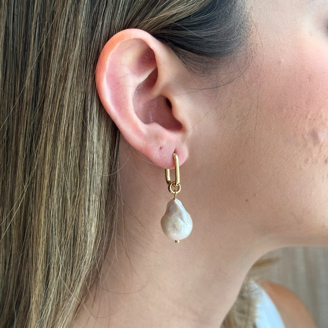 BAROQUE PEARL EARRINGS - ARETES - Malandra Jewelry - TA1794