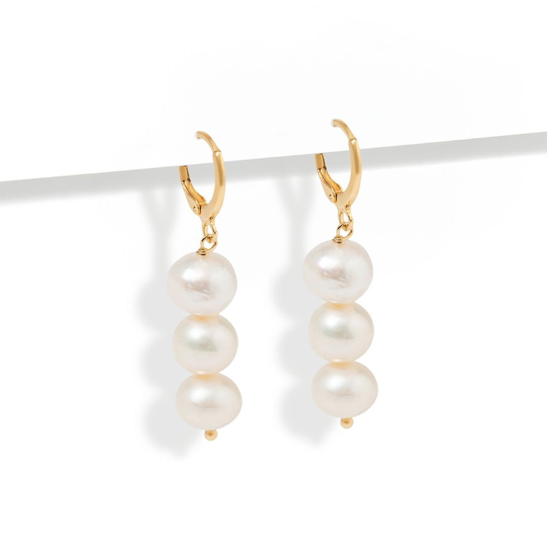 CASCADE PEARL HOOPS - ARETES - Malandra Jewelry - TA2408