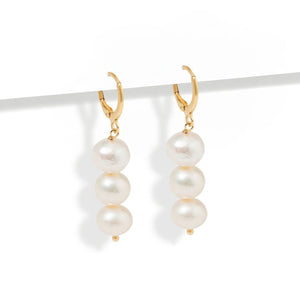 CASCADE PEARL HOOPS - ARETES - Malandra Jewelry - TA2408