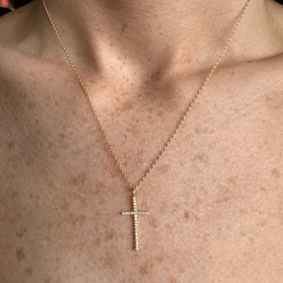 CLASSIC CROSS NECKLACE - COLLARES - Malandra Jewelry - XBC167 - MAN00031 GDCRY