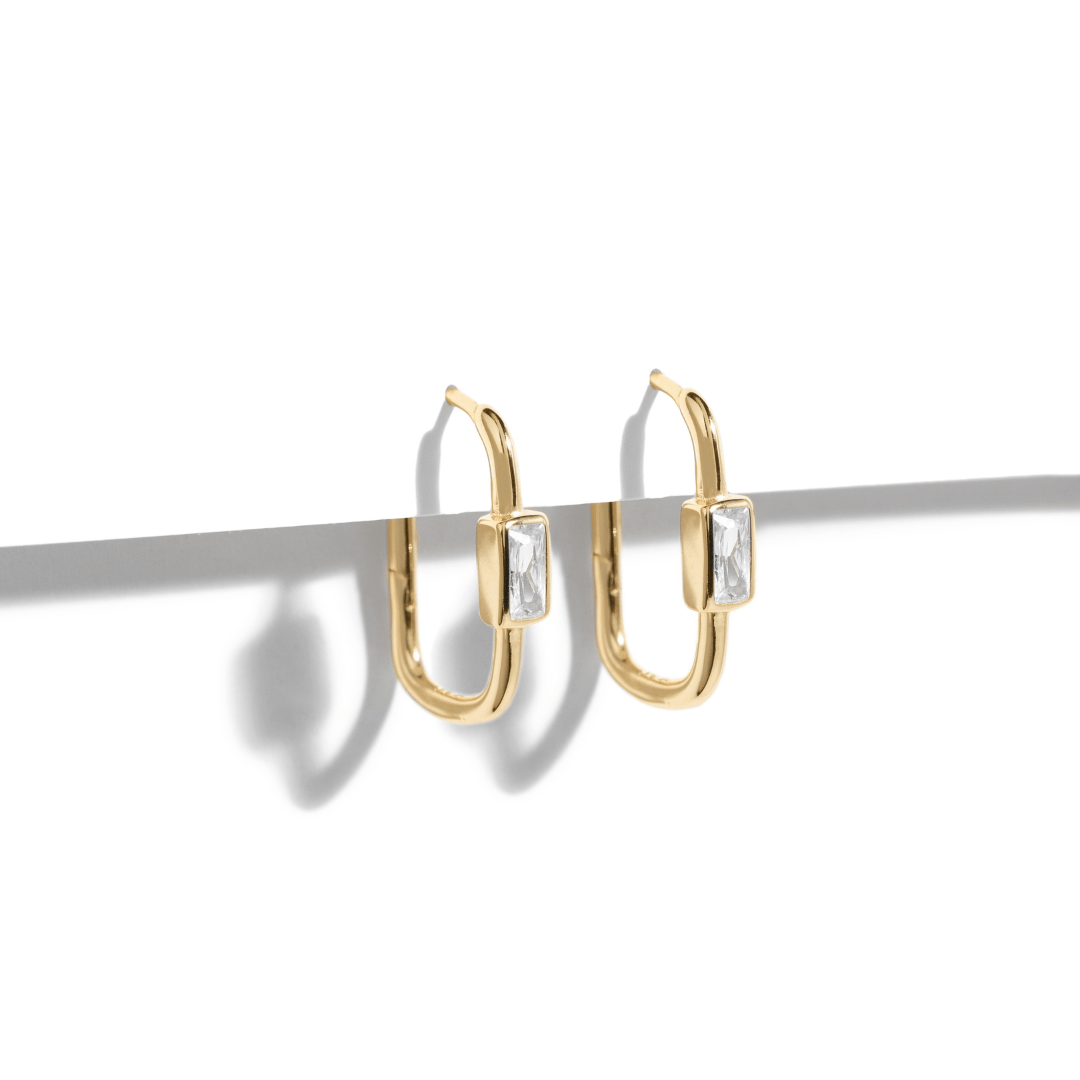CRYSTAL GLEAM HOOPS - ARETES - Malandra Jewelry - EAWA123 - AAE839 - G - 2
