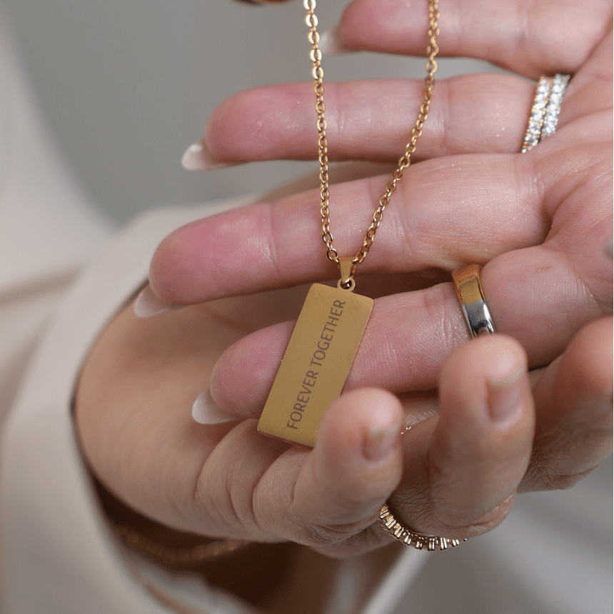 CUSTOM GOLDEN PLAQUE NECKLACE - COLLARES GRABADOS - Malandra Jewelry - ESYC24