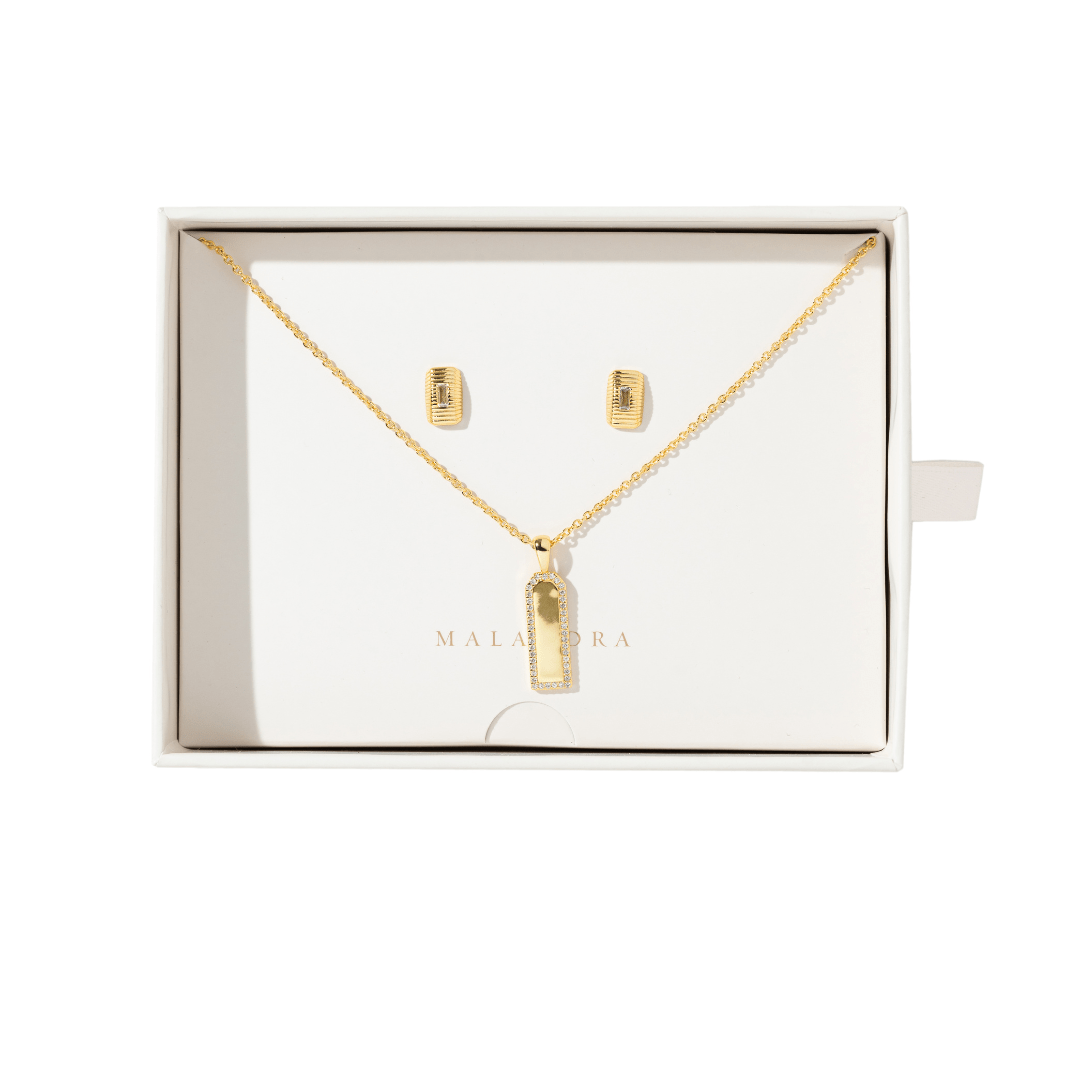 ESSENTIAL GOLDEN STAPLES GIFT SET - SETS DE REGALO - Malandra Jewelry - SET85 / ICA517 - ICC511