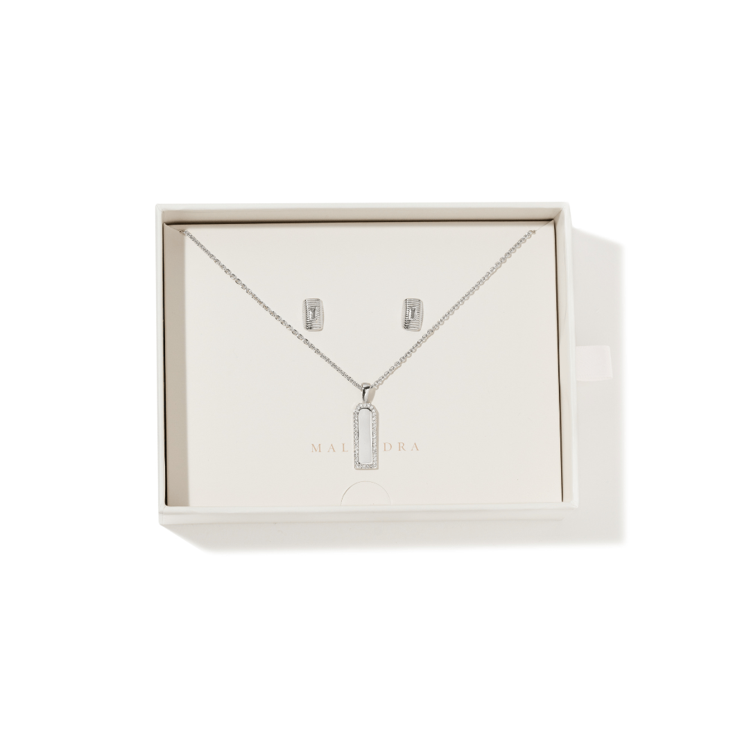 ESSENTIAL SILVER STAPLES GIFT SET - SETS DE REGALO - Malandra Jewelry - SET99 - (ICC511.P - ICA517.P)