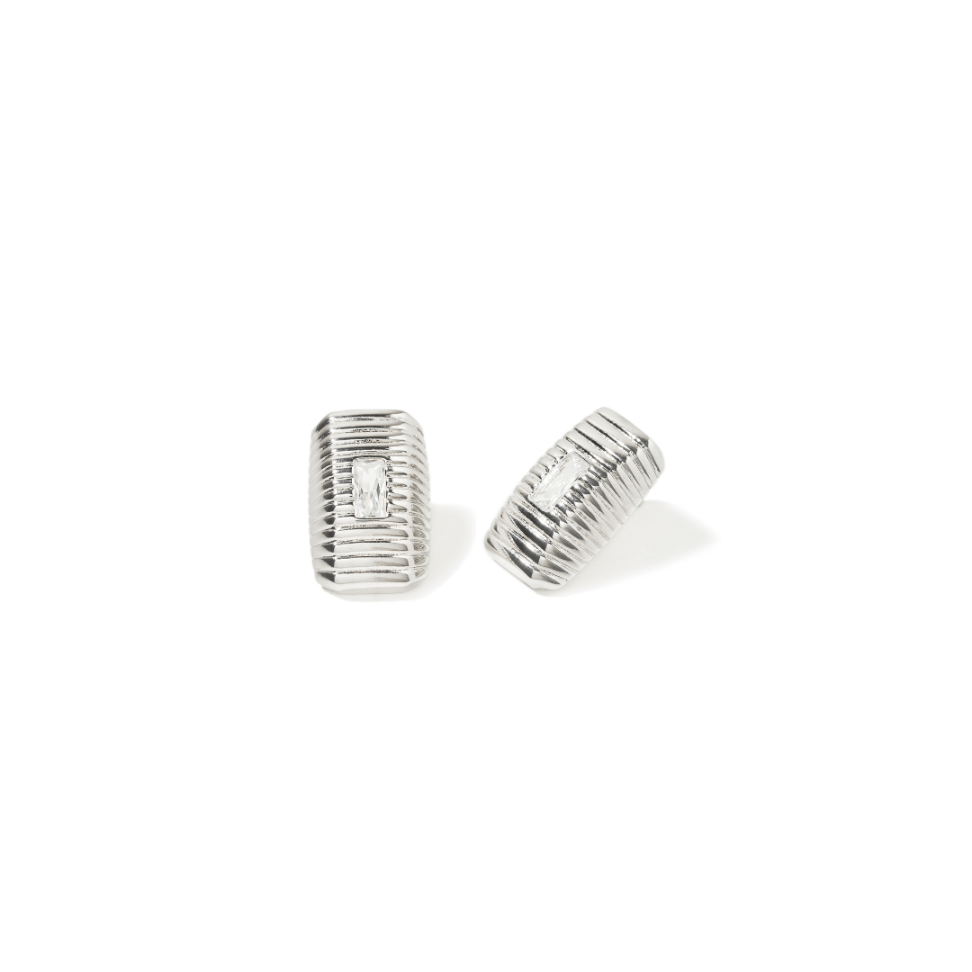 ESSENTIAL SQUARE SILVER STUDS - ARETES - Malandra Jewelry - ICA516.P
