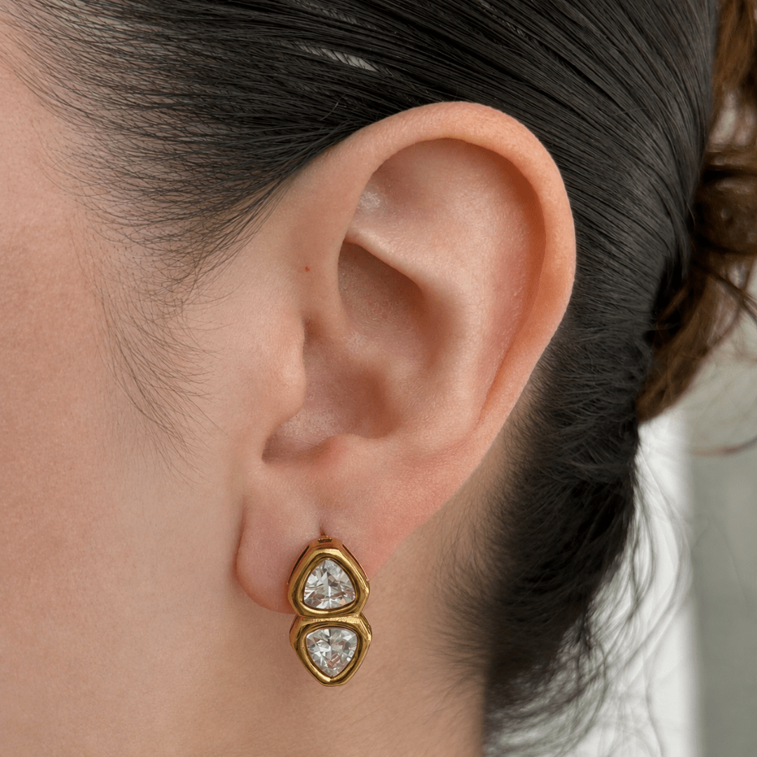 Gold Dazzle Drop Earrings - ARETES - Malandra Jewelry - EUWA626-JDE0105307