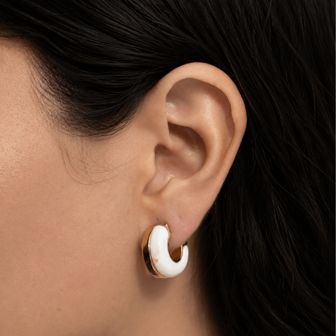 Gold Ivory Sculpt Earrings - ARETES - Malandra Jewelry - EUWA595-JDE0104315-WT