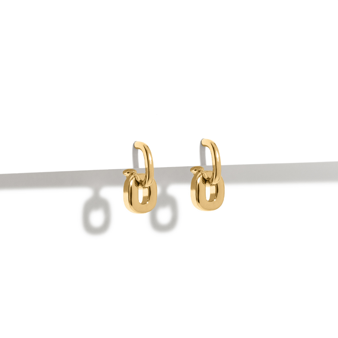 GOLD SQUARE LINK HUGGIES - ARETES - Malandra Jewelry - ZWA91-QX00914Y
