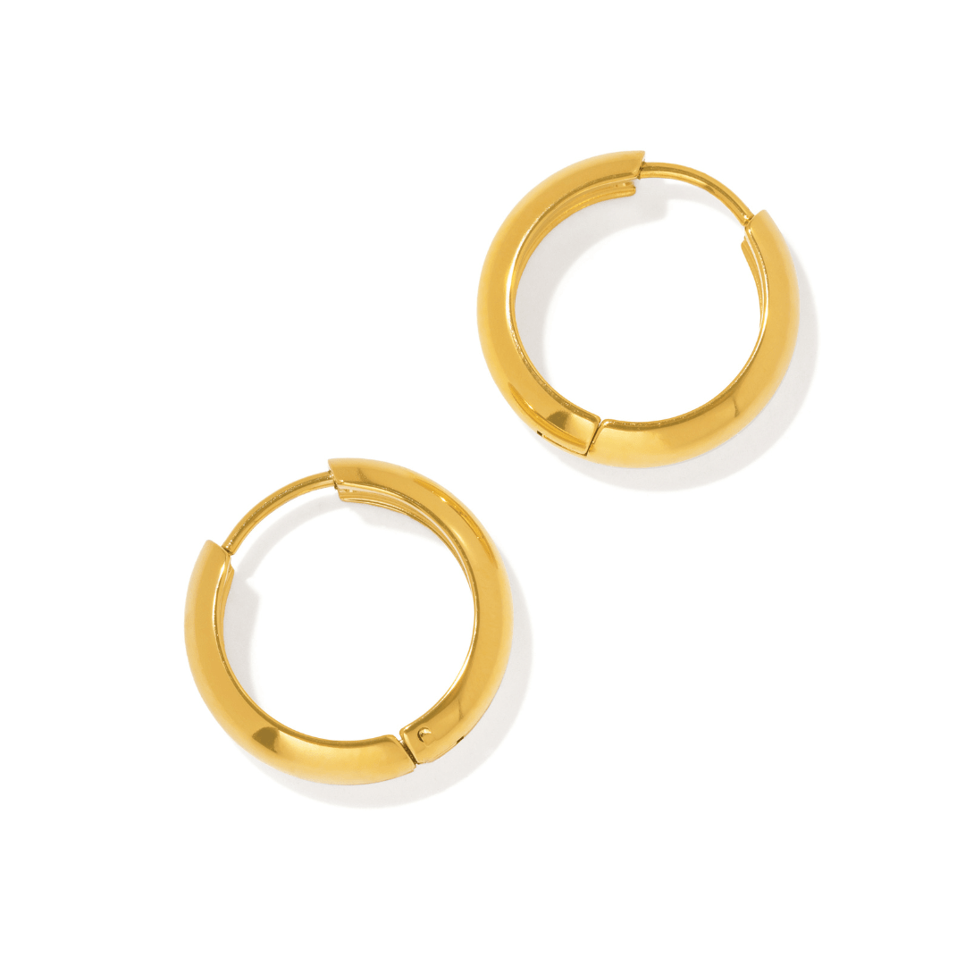 Gold Wide Band Hoops - ARETES - Malandra Jewelry - EUWA731-JDE0305070