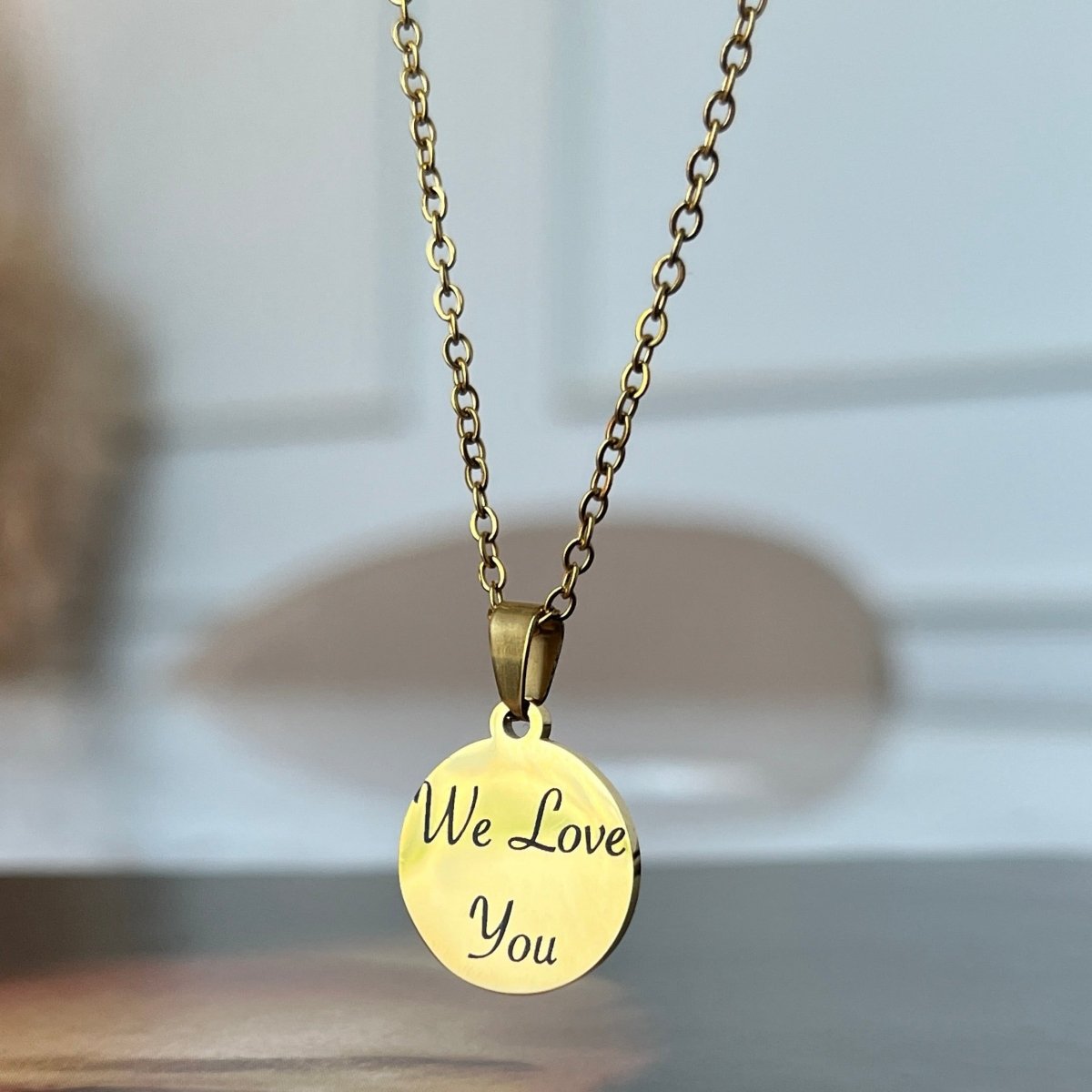 GOLDEN MEDAL CUSTOM NECKLACE - COLLARES GRABADOS - Malandra Jewelry - ESYC7