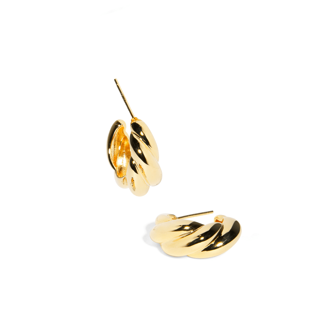 GOLDEN TWIST HOOPS - ARETES - Malandra Jewelry - ZOA5 - N14306COZ
