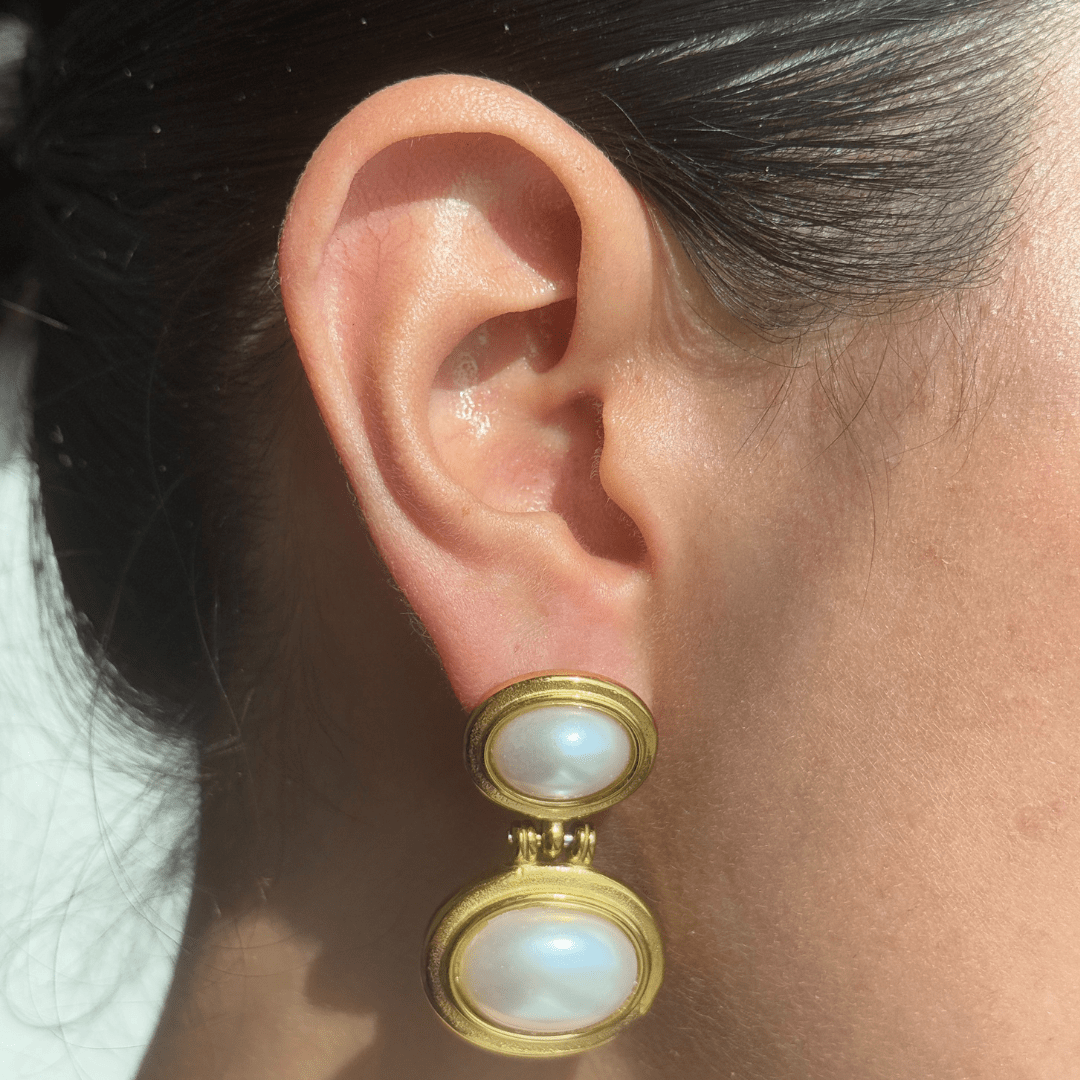 GOLDEN VINTAGE PEARL EARRINGS - ARETES - Malandra Jewelry - EUWA203 - JDE0103019