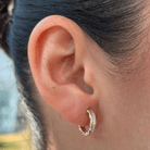 GOLDEN WAVE LUX HOOPS - ARETES - Malandra Jewelry - ZWA97-QX01706