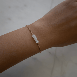 Gratitude Blush Cluster Bracelet - PULSERAS - Malandra Jewelry - TP2638