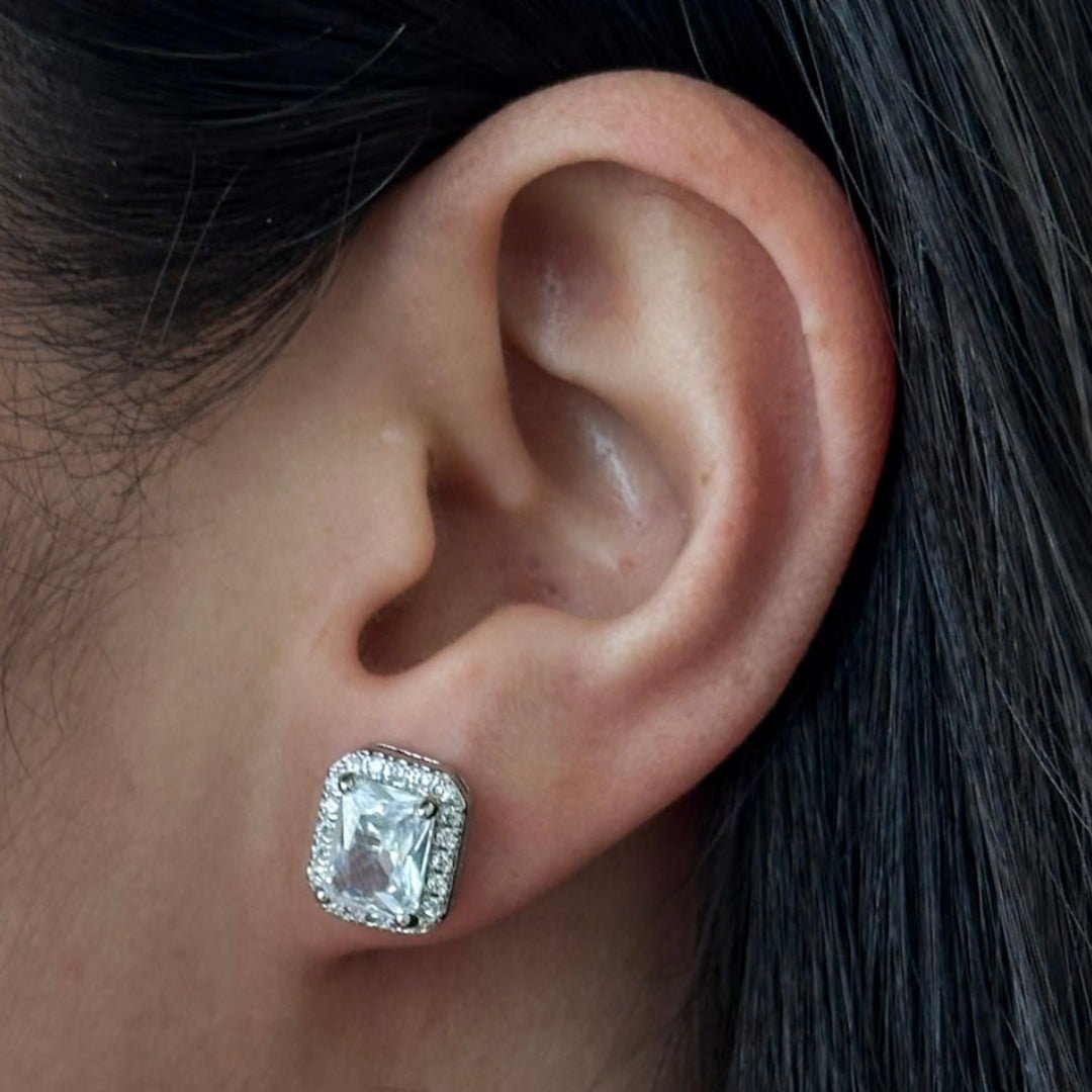 HALO GLOW RECTANGLE STUDS - ARETES - Malandra Jewelry - AA1579-T74986