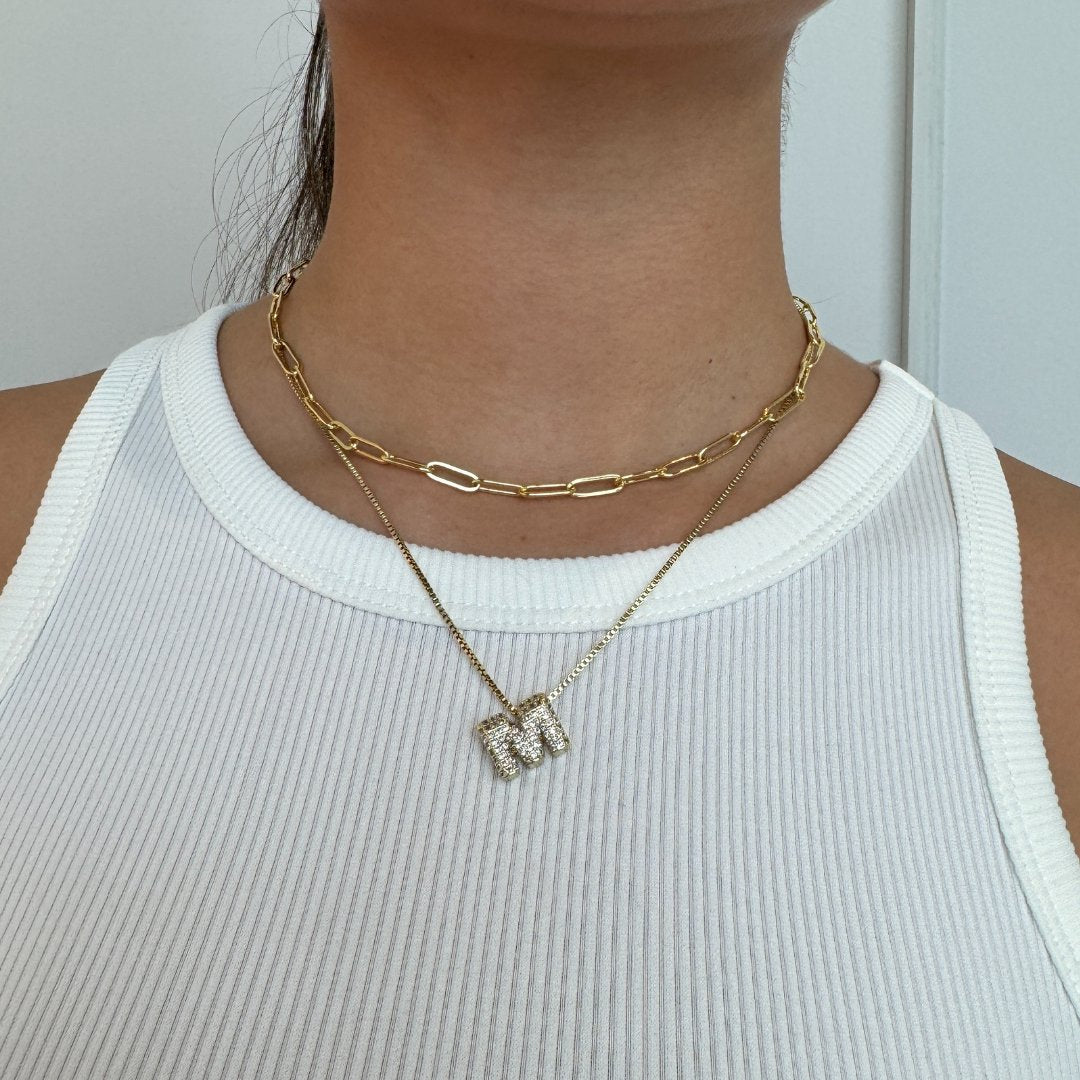 LUMINOUS GOLDEN LETTER NECKLACE - COLLARES - Malandra Jewelry - XIC17.A - MN3186 - AG