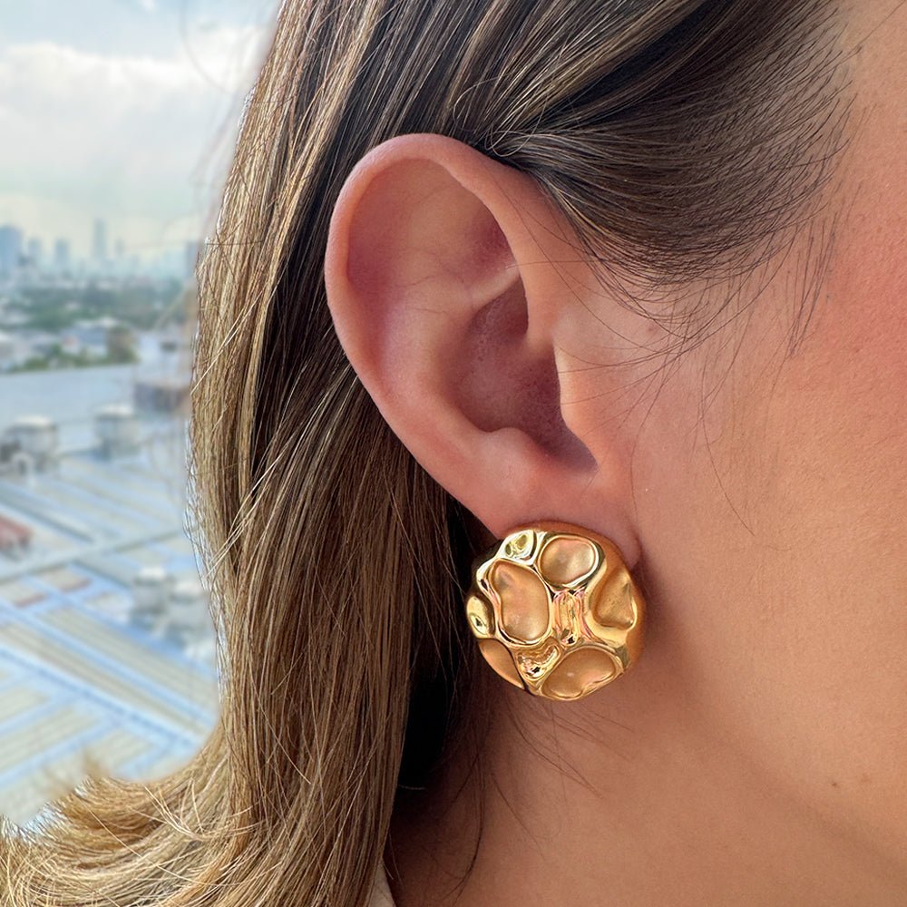 MOLTEN GOLDEN EARRINGS - ARETES - Malandra Jewelry - EVFA32 - 1159 - EH09459 - 0016D