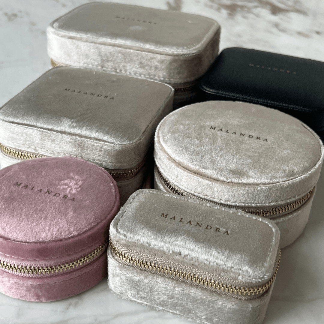 NUDE VELVET JEWELRY CASE - JOYERO - Malandra Jewelry - JO4