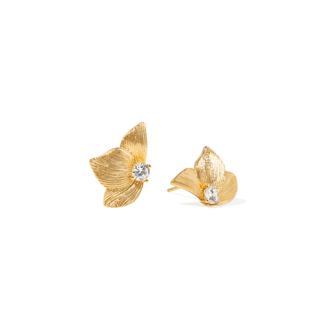 ORCHID GLOW HALF SPARK STUDS - ARETES - Malandra Jewelry - ICA566