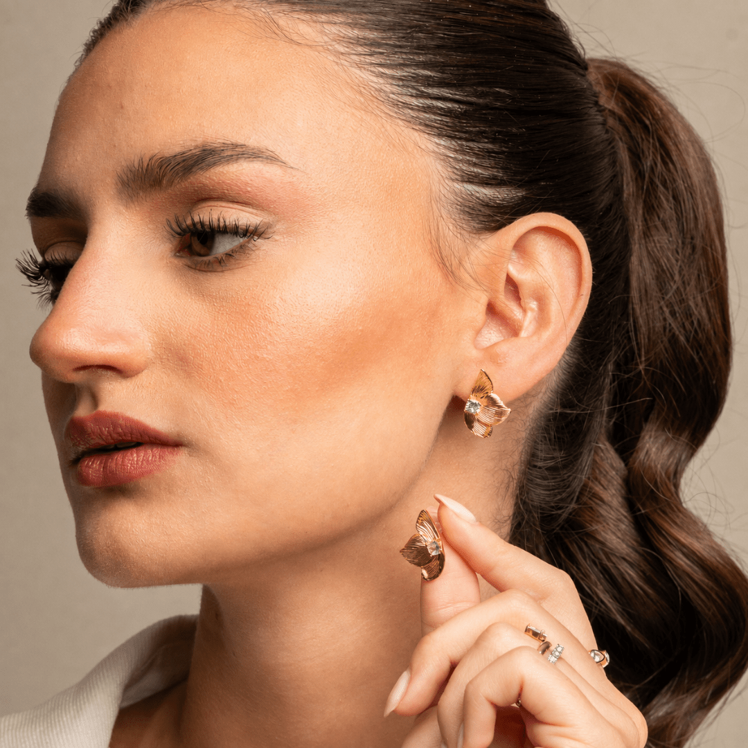 Orchid Glow Half Spark Studs - ARETES - Malandra Jewelry - ICA566