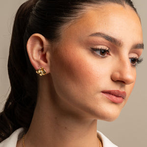 ORCHID GLOW LUMINOUS STUDS - ARETES - Malandra Jewelry - ICA562