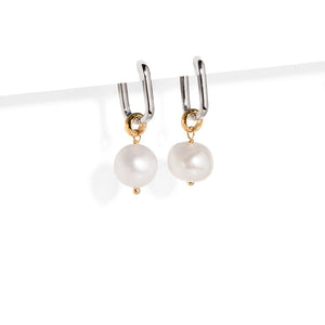 PEARL CLIP SILVER HUGGIES - ARETES - Malandra Jewelry - TA1729