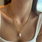 PEARL DROP NECKLACE - COLLARES - Malandra Jewelry - TC1784