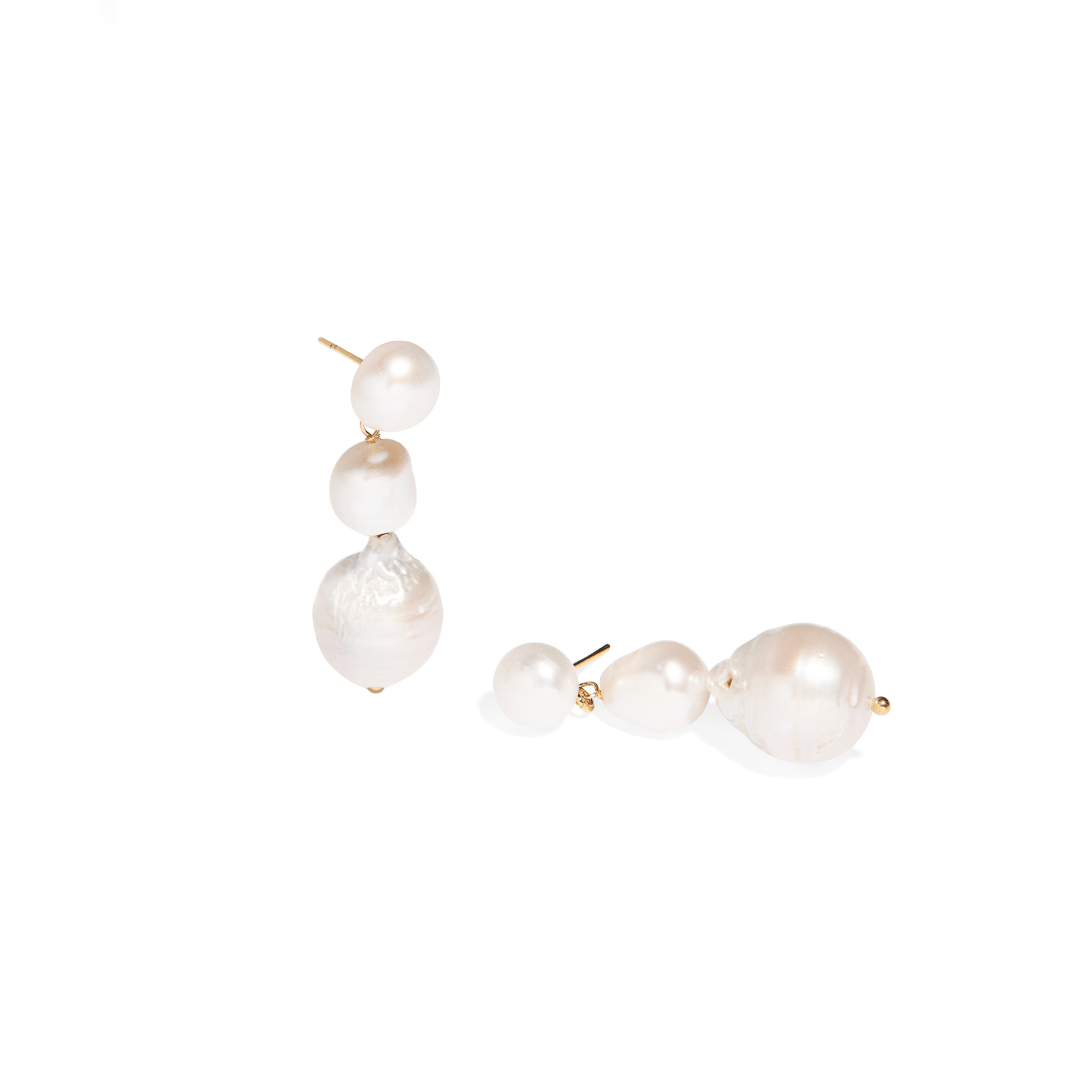 PEARL GLEAM CASCADE EARRINGS - ARETES - Malandra Jewelry - TA1850
