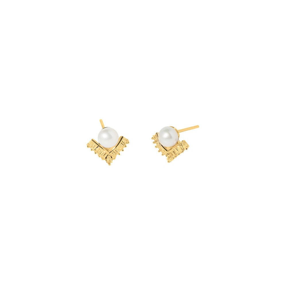 PEARL LUXE GOLD STUDS - ARETES - Malandra Jewelry - ZWA89-QX04635CY