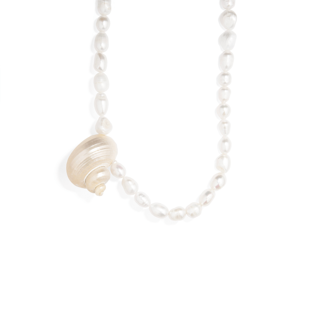 PEARL RESORT SHELL NECKLACE - COLLARES - Malandra Jewelry - TC1878