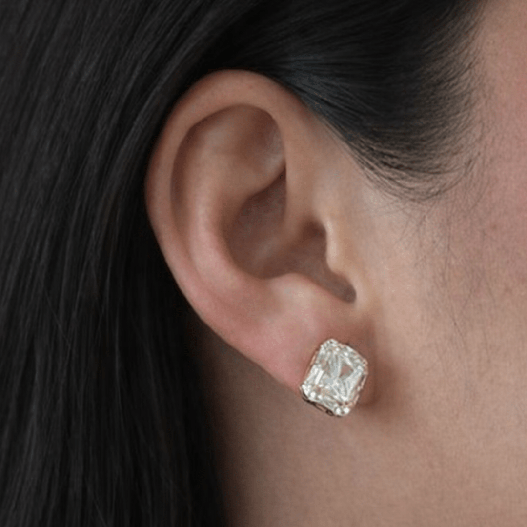 RADIANT GOLDEN SQUARE EARRINGS - ARETES - Malandra Jewelry - ZWA119-QX07000Y