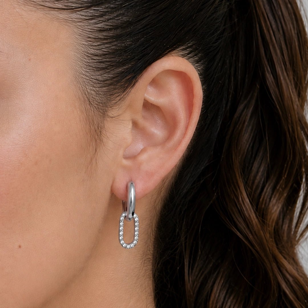 RADIANT PAVÉ LINK HOOPS - ARETES - Malandra Jewelry - EUWA493.P-JDE0309003-S