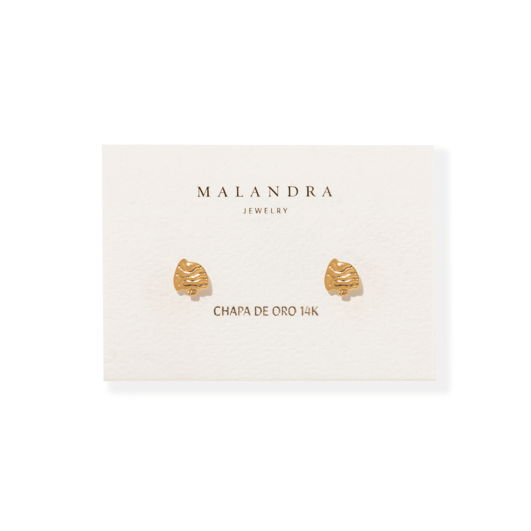 SCULPTED GOLD FISH STUDS - ARETES - Malandra Jewelry - VCA294-4033