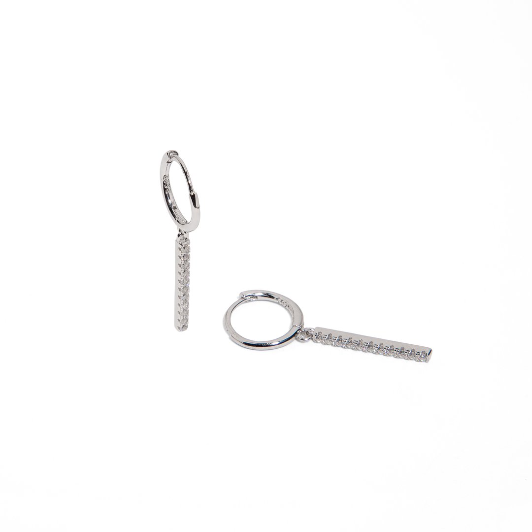 SERENA SPARK LINE SILVER HUGGIES - ARETES - Malandra Jewelry - EAWA40.P - AAE008 - 1