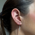 SERENA SPARK LINE SILVER HUGGIES - ARETES - Malandra Jewelry - EAWA40.P - AAE008 - 1