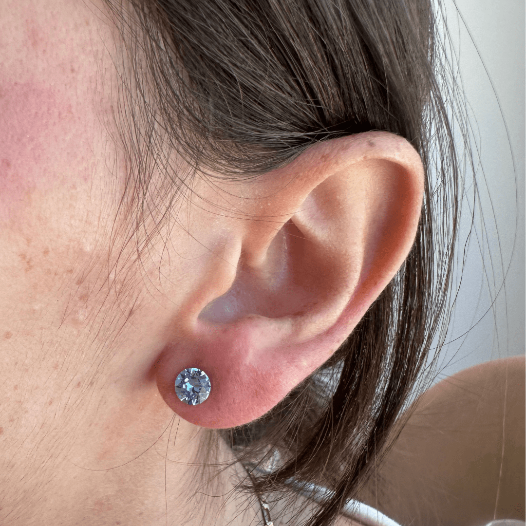 SHINY CRYSTAL NAVY STUDS - ARETES - Malandra Jewelry - ZWA49.A - QX05454Y