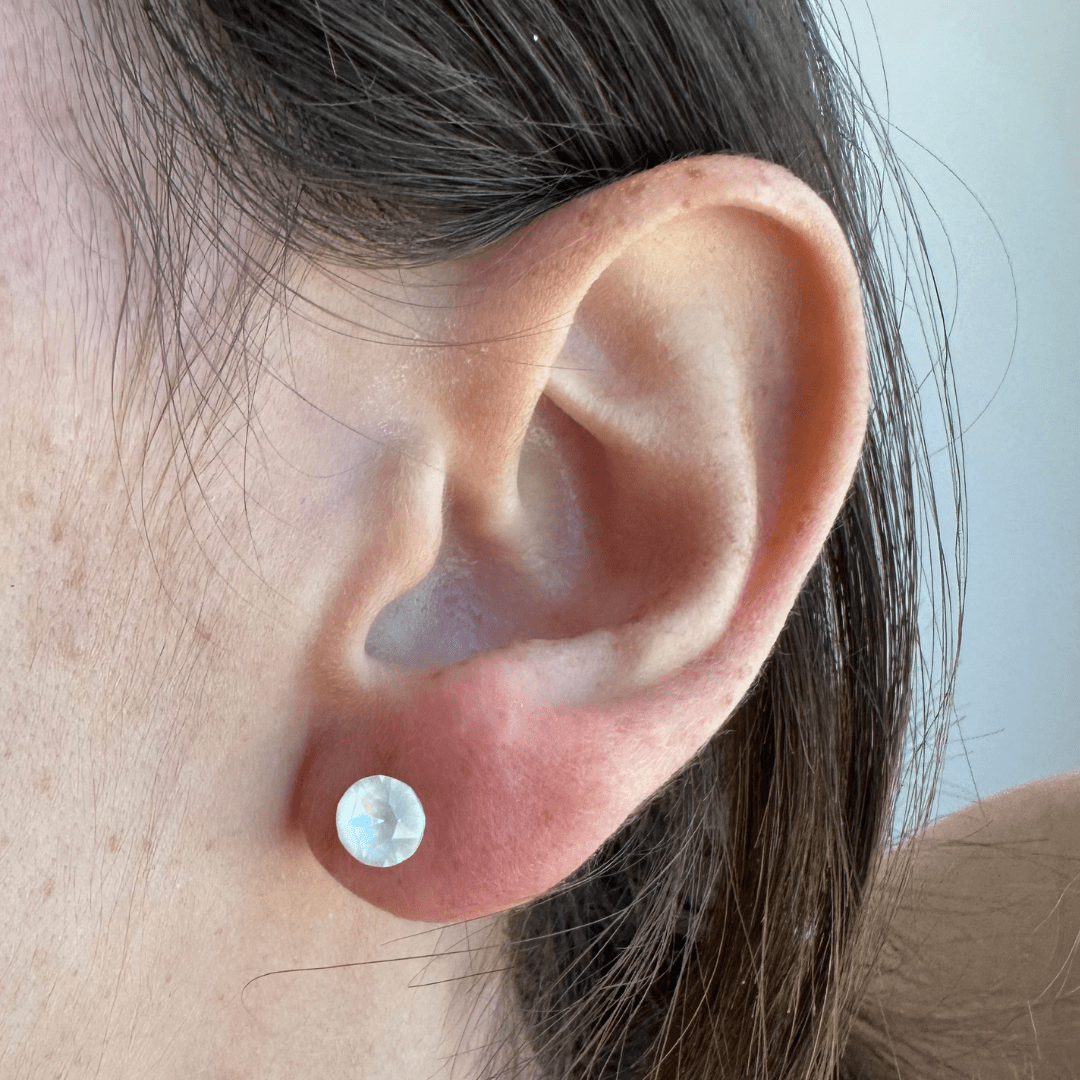 SHINY CRYSTAL SNOW STUDS - ARETES - Malandra Jewelry - ZWA50.B - QX05454Y