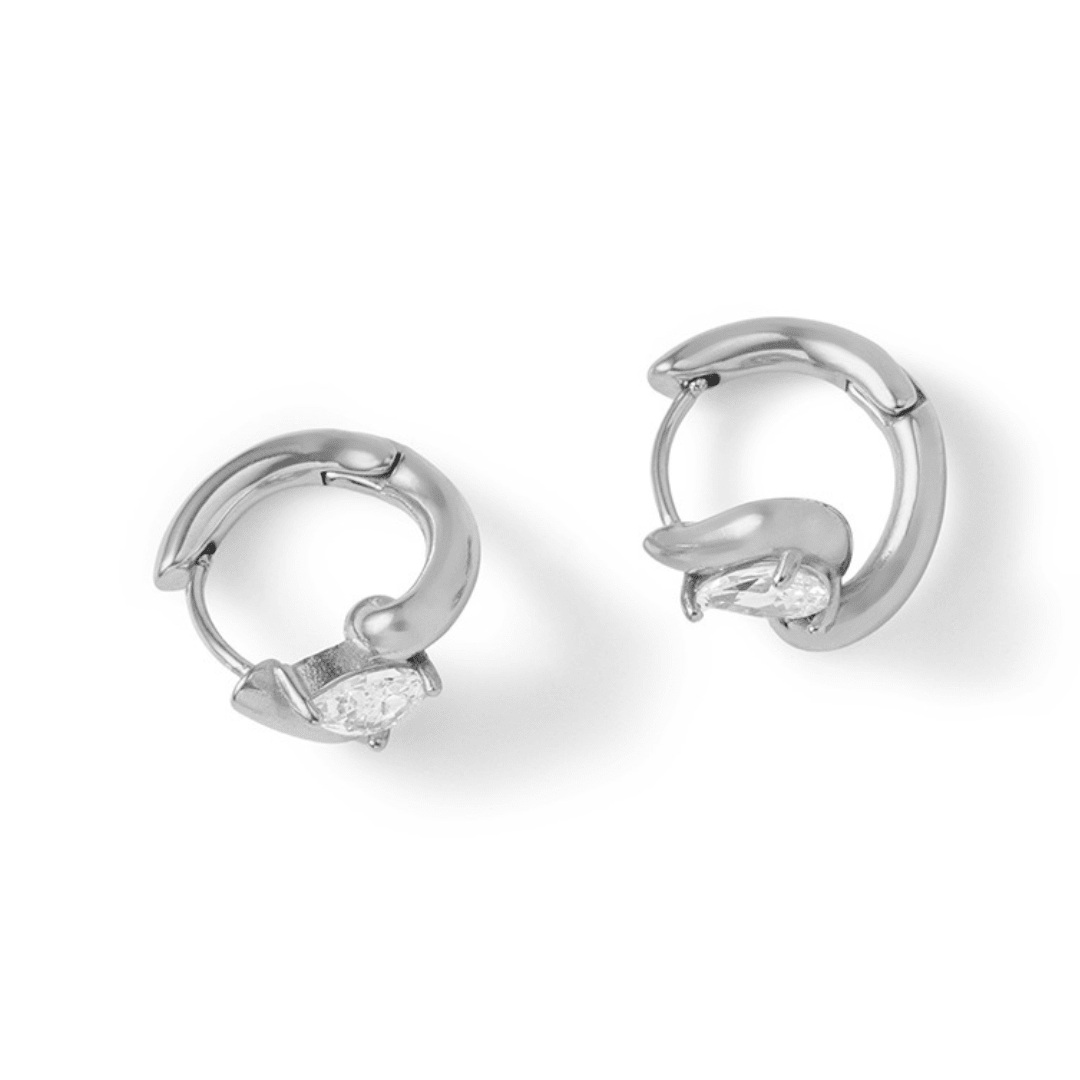 Silver Flare Drop Huggies - ARETES - Malandra Jewelry - EUWA608.P-JDE0312229-S