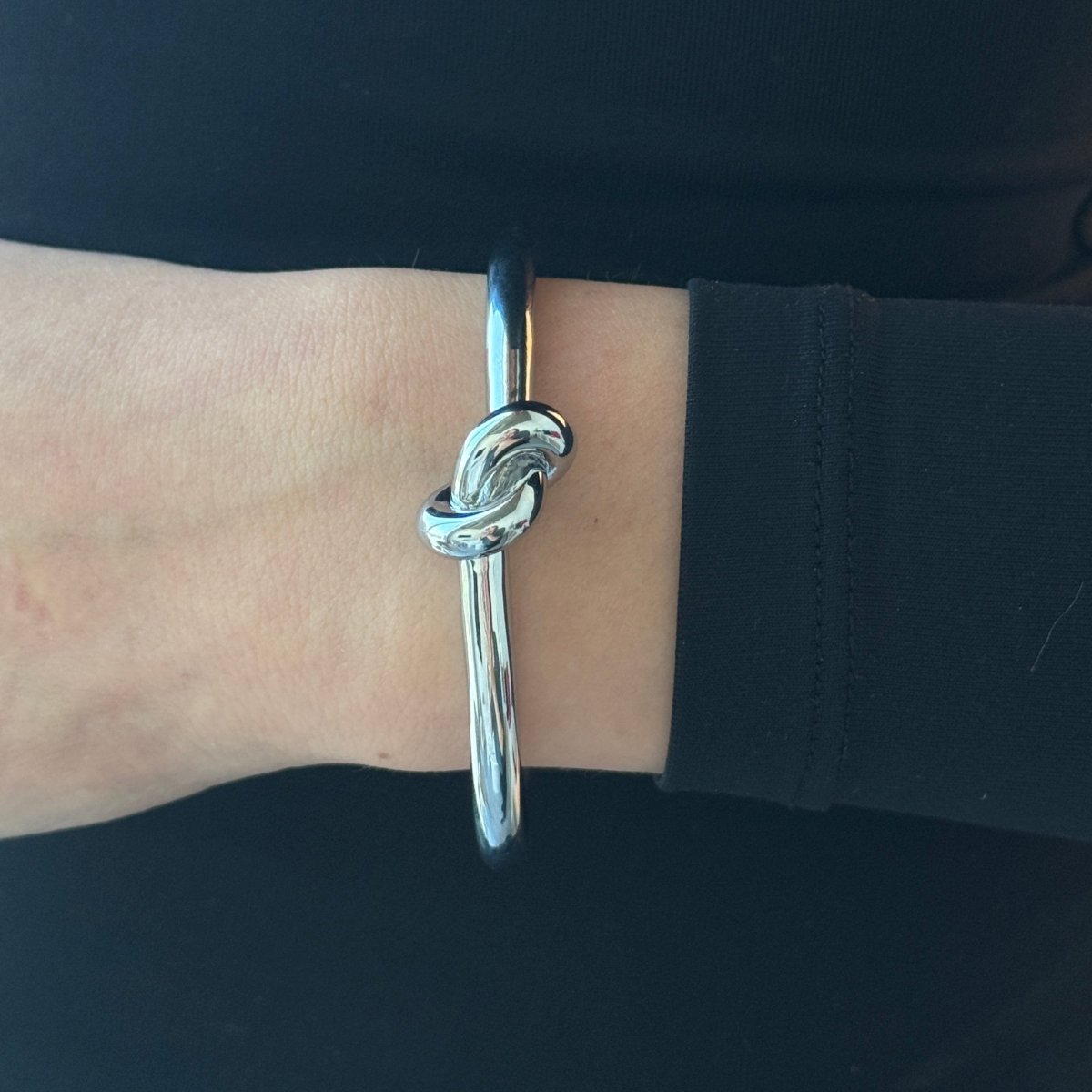 SILVER MINI KNOT CUFF - PULSERAS - Malandra Jewelry - EVFP46.P - 0177 - 0038D