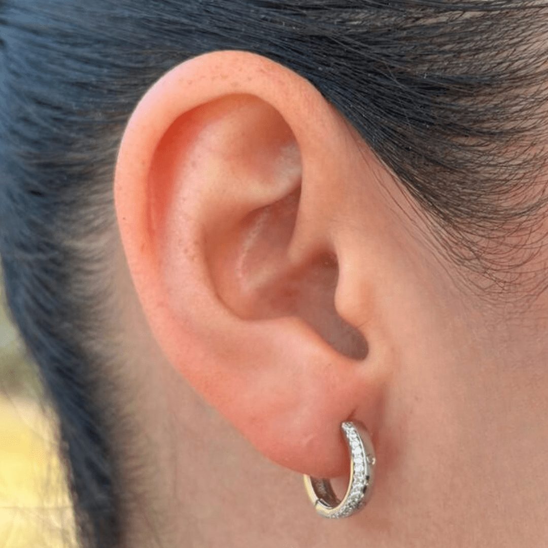 SILVER SHIFT GLOW HOOPS - ARETES - Malandra Jewelry - ZWA96.P-QX06461