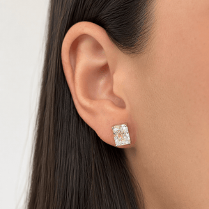 SILVER SQUARE MOISSANITE STUDS - ARETES - Malandra Jewelry - LRA6.P-SMOE06-P-6X8