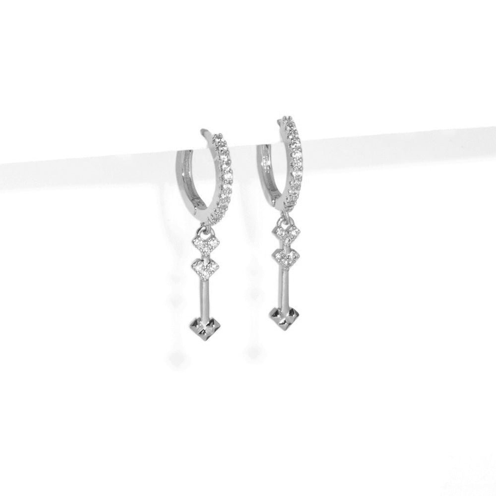 SPARK ARROW SILVER HUGGIES - ARETES - Malandra Jewelry - AA1135.P-G66839