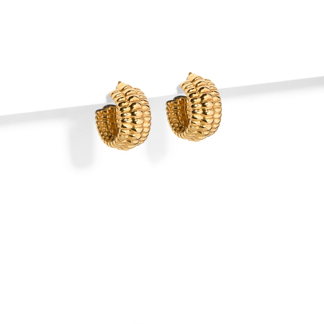TERNA GOLDEN HOOPS - ARETES - Malandra Jewelry - VCA210 - 3141