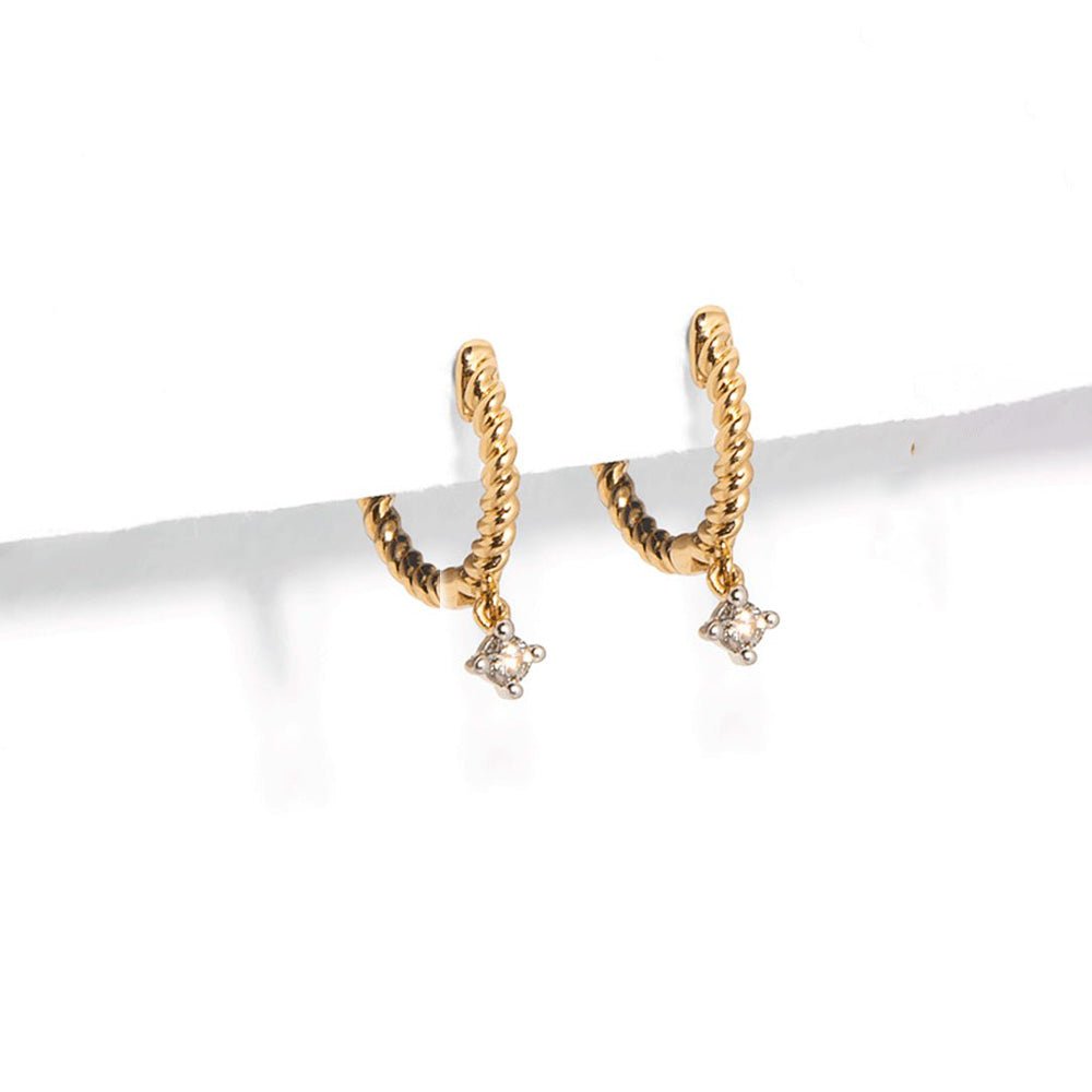 TWIST 14k GOLD & DIAMOND HUGGIES - ARETES - Malandra Jewelry - SNA16 - DER - 4243 - 1