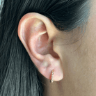 TWIST GOLDEN MILANO HUGGIES - ARETES - Malandra Jewelry - EAWA129-AAE718-2