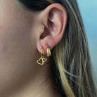 ESSENTIAL SINGLE GOLDEN HOOPS - ARETES - Malandra Jewelry - VCA195 - 3135