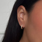 ESSENTIAL SPARK HUGGIES - ARETES - Malandra Jewelry - TA1018