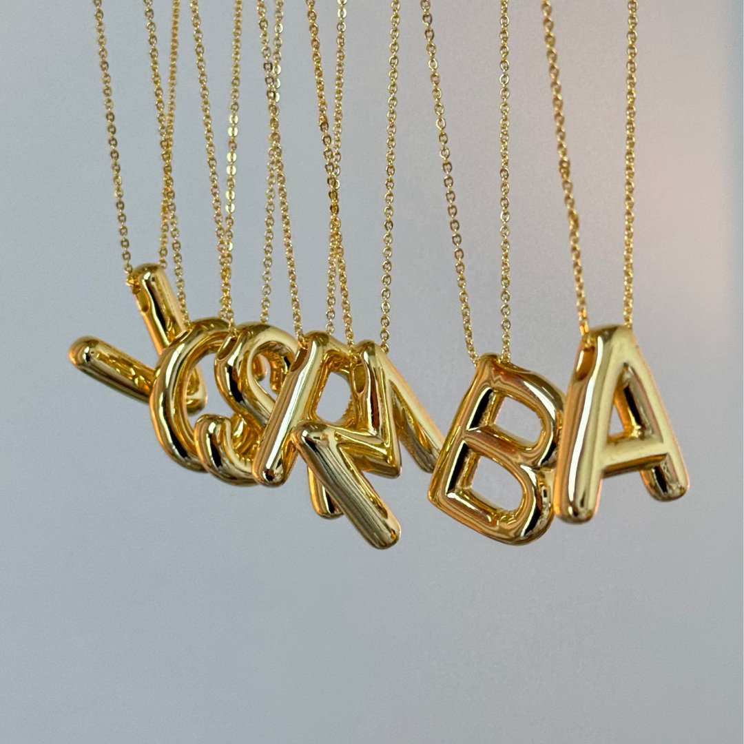 GOLDEN BALLOON LETTER NECKLACE - COLLARES - Malandra Jewelry - EAEC5.A-N3701309N-001
